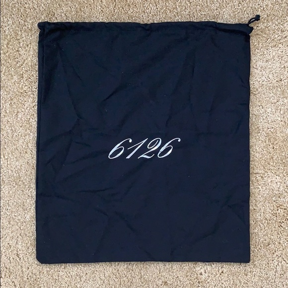 6126 Lindsay Lohan TEMPEST Python Print Tote - Picture 2 of 8